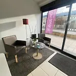Saint Roch Centre فندق