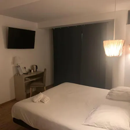 Saint Roch Centre Hotel