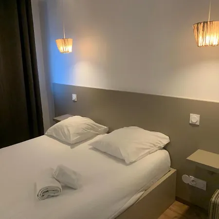 Hotel Saint Roch Centre 3*