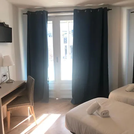 Hotel Saint Roch Centre 3*