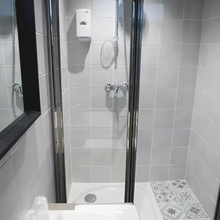 Saint Roch Centre מלון מונפלייה