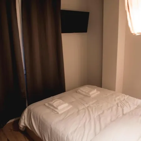 Hotel Saint Roch Centre