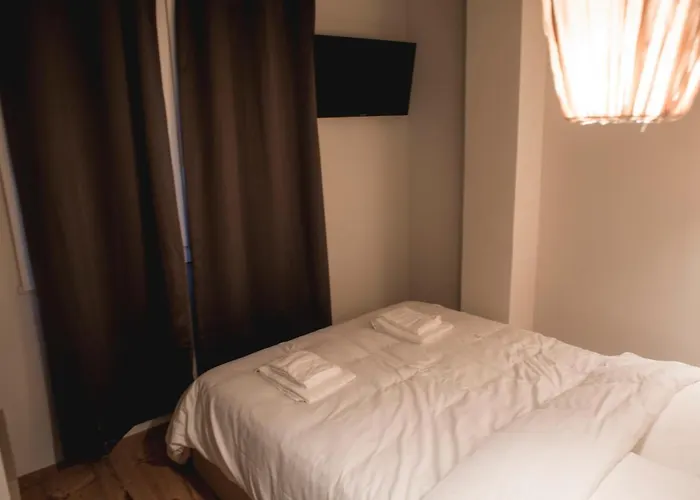 Hotel Saint Roch Centre